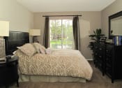 Thumbnail 3 of 30 - Versailles on the Lake Apartment unit