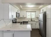 Thumbnail 9 of 40 - Gourmet Kitchen