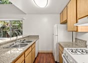 Thumbnail 8 of 16 - Loft Kitchen