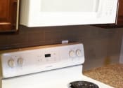 Thumbnail 21 of 43 - Electric Range In Kitchen at Railhead Apartments, Spokane, 99202