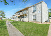 Thumbnail 13 of 18 - Greenspace Walking Trails at The Bay Club, Texas