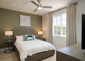 Thumbnail 23 of 28 - Sea Spray Bedroom