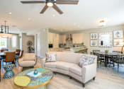 Thumbnail 17 of 28 - Sea Spray Living Area