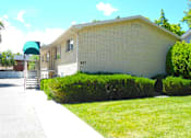 Thumbnail 14 of 14 - A house with the number 487 on it.