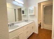 Thumbnail 5 of 11 - bathroom