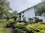 Thumbnail 3 of 10 - Yarmouth Place