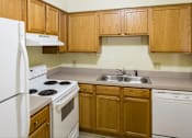 Thumbnail 11 of 40 - Taymil Woodruff Court Kitchen
