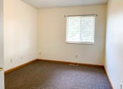 Thumbnail 8 of 11 - Bedroom