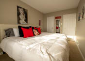 Thumbnail 3 of 24 - bedroom