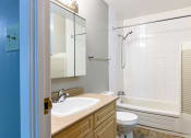Thumbnail 7 of 20 - bathroom