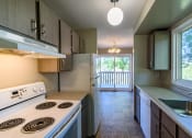 Thumbnail 7 of 16 - kitchen