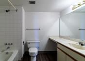 Thumbnail 10 of 21 - bathroom