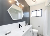 Thumbnail 6 of 8 - One Bedroom Bathroom
