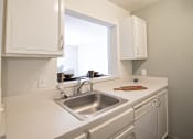 Thumbnail 9 of 26 - 06_p1409681_Woodland_Heights_Apartments_1_PhotoGallery