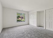 Thumbnail 50 of 65 - Empty Room with Carpeted Floor at The Lakes, Allentown, Pennsylvania