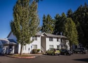 Thumbnail 18 of 34 - Orchard View Apartments - Salem, Oregon