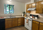 Thumbnail 6 of 40 - Sawyer Pointe Apartments - Scappoose, Oregon