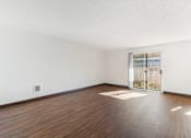 Thumbnail 9 of 34 - Rockwood Park Living Room