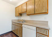 Thumbnail 18 of 34 - Rockwood Park Kitchen