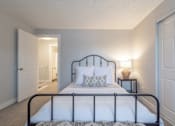 Thumbnail 35 of 64 - Somerset West Apartments - Portland, Oregon