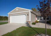 Thumbnail 2 of 8 - Shelby Township MI Apartment Rentals Redwood River Birch Bend Two Car Garage