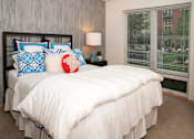 Thumbnail 40 of 73 - large bedroom