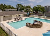Thumbnail 28 of 32 - Pool