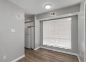 Thumbnail 5 of 31 - Dining Room at Lifestyle Apartments at Syracuse, Syracuse