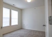 Thumbnail 19 of 41 - a photo of a bedroom