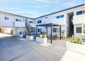 Thumbnail 10 of 11 - Grill And Patio at 316 Beach Apartments, Huntington Beach, CA, 92648