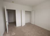 Thumbnail 9 of 18 - Bedroom