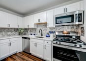 Thumbnail 2 of 10 - Kitchen