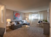 Thumbnail 24 of 60 - Living Room at Village East, Franklin, 45005