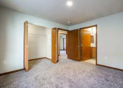 Thumbnail 14 of 22 - Master Bedroom