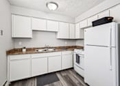 Thumbnail 3 of 39 - Como Court Apartments, 1 Bedroom, Minneapolis, Dinkytown