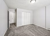 Thumbnail 37 of 39 - Como Court Apartments, 1 Bedroom, Minneapolis, Dinkytown