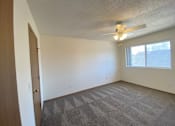 Thumbnail 21 of 28 - East Gate Estates Living room, New Prague, Minnesota