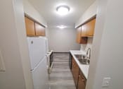 Thumbnail 8 of 17 - Lake Phalen Place Saint Paul, Minnesota Kitchen