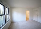 Thumbnail 17 of 27 - Portland Flats, St. Paul, Minnesota