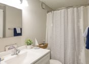 Thumbnail 5 of 18 - Bath_One_Bedroom_Sea_Pines
