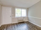 Thumbnail 11 of 18 - Living_Area_Studio_Sea_Pines
