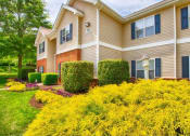 Thumbnail 42 of 46 - Exterior Northridge Crossing Apartments in North Raleigh