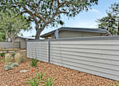 Thumbnail 27 of 44 - Exterior landscape image 4