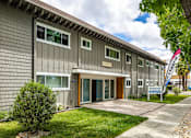 Thumbnail 3 of 30 - the building where the hotel is located