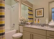 Thumbnail 31 of 31 - Bathroom