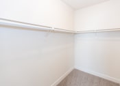 Thumbnail 21 of 28 - 1x1 Closet