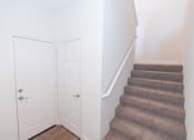 Thumbnail 20 of 28 - 1x1 Entry Closet