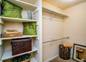 Thumbnail 18 of 19 - Dunwoody Apartments with Walk-In Closets