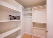 Thumbnail 24 of 31 - closet