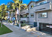 Thumbnail 5 of 41 - Exterior Landscape at Elmwood Gardens, Burbank, CA